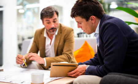 A licensed public adjuster offers his free service