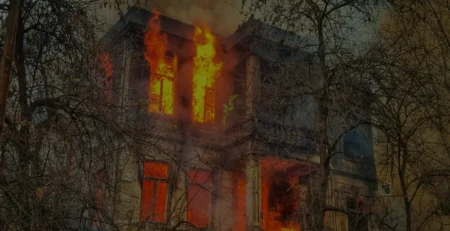 How to Deal with an Insurance Adjuster After a House Fire